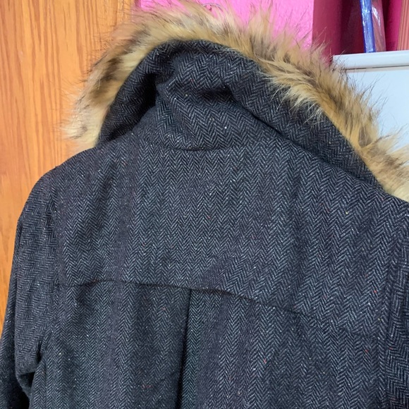 EUC. Elevenses Faux Fur Attached Collar Jacket. Zipper & button closure. Size S. - Picture 6 of 8